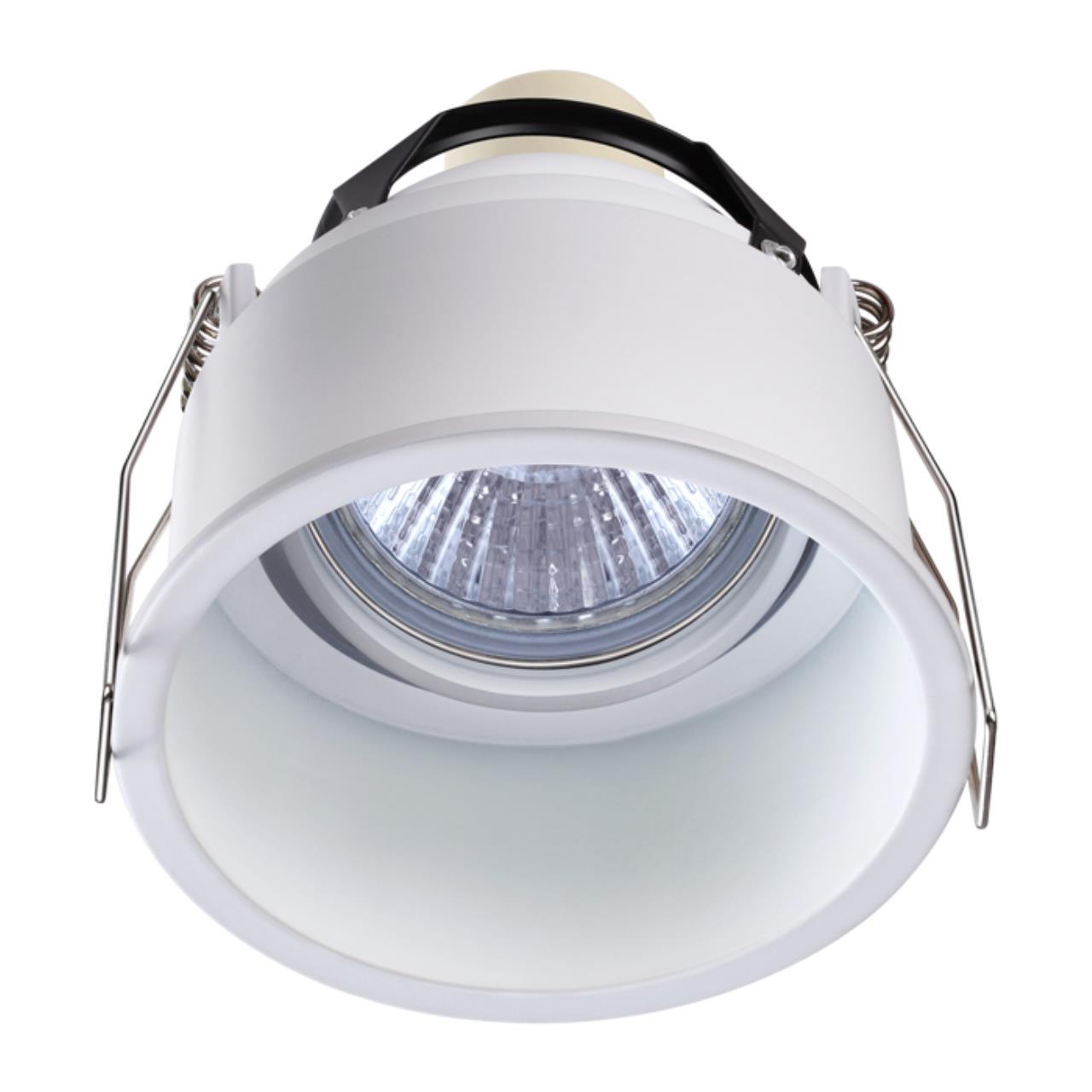 370563 SPOT NT19 241 белый Встраиваемый светильник IP20 GU10 50W 220-240V CLOUD